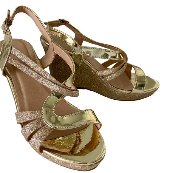 Forever Wedge Platform Sandals Open Toe Ankle Strap Women's Size 8 - Picture 1 of 15